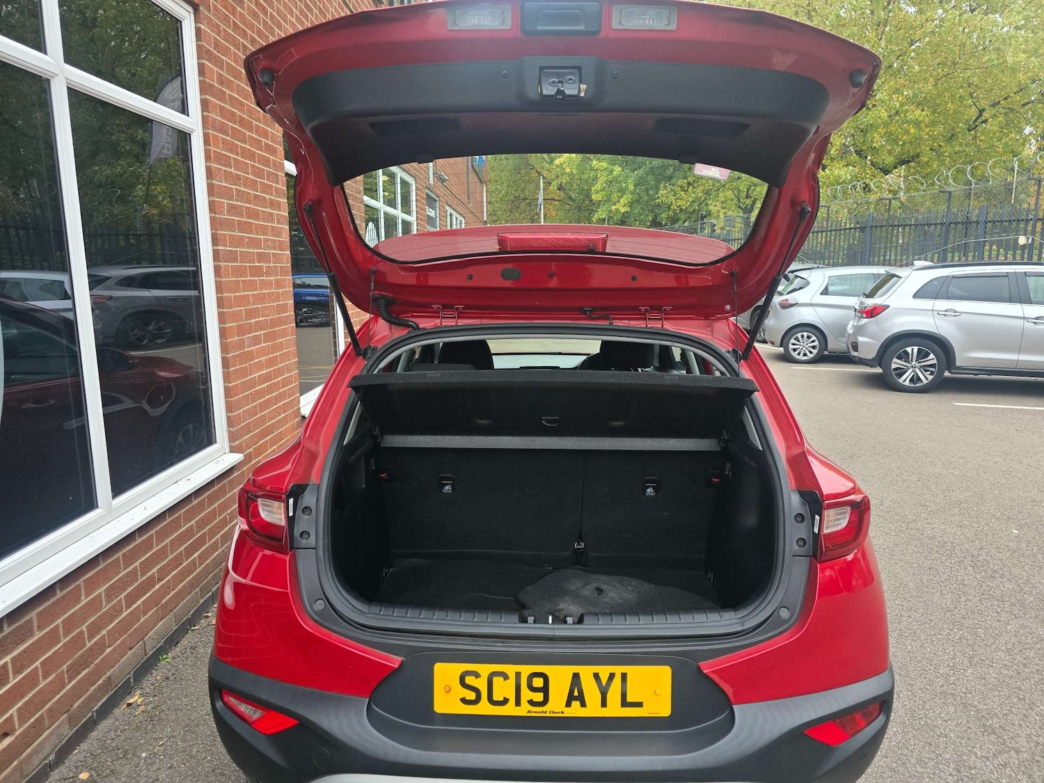 Used Kia Stonic 2019 for sale - 76280362: Photo 11