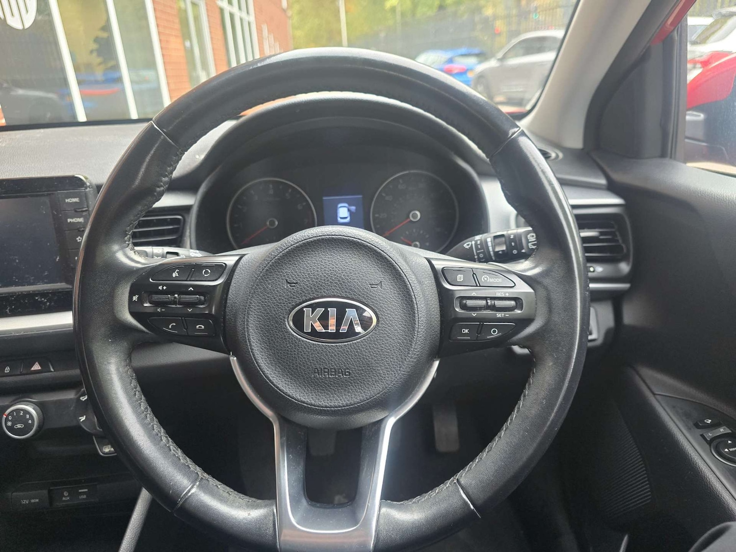 Used Kia Stonic 2019 for sale - 76280362: Photo 14