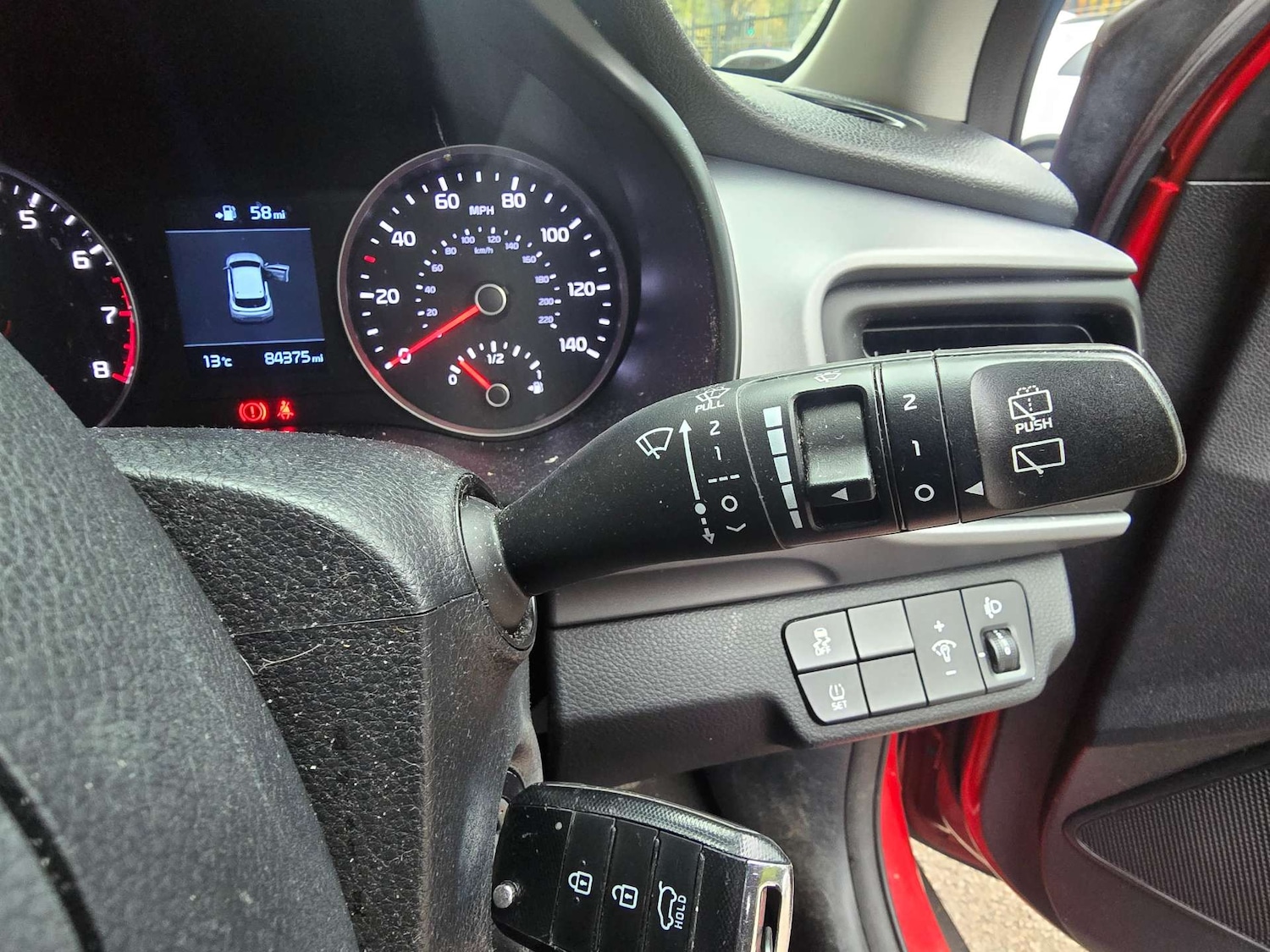 Used Kia Stonic 2019 for sale - 76280362: Photo 18