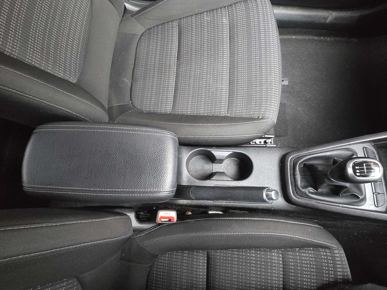 Used Kia Stonic 2019 for sale - 76280362: Photo 23