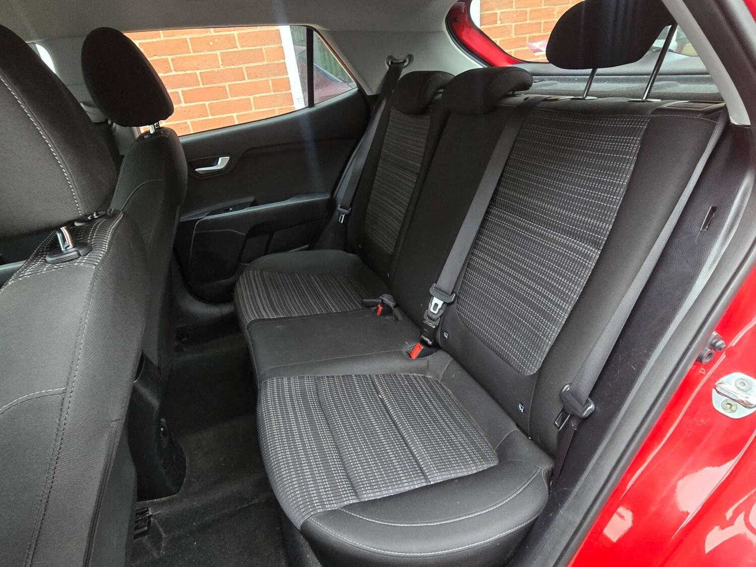 Used Kia Stonic 2019 for sale - 76280362: Photo 30