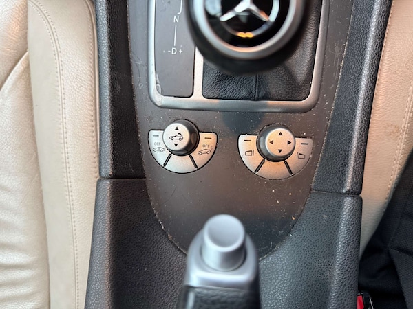 Used Mercedes-Benz SLK 2008 for sale - 76288991: Photo 22