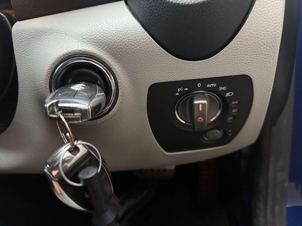 Used Mercedes-Benz SLK 2008 for sale - 76288991: Photo 23