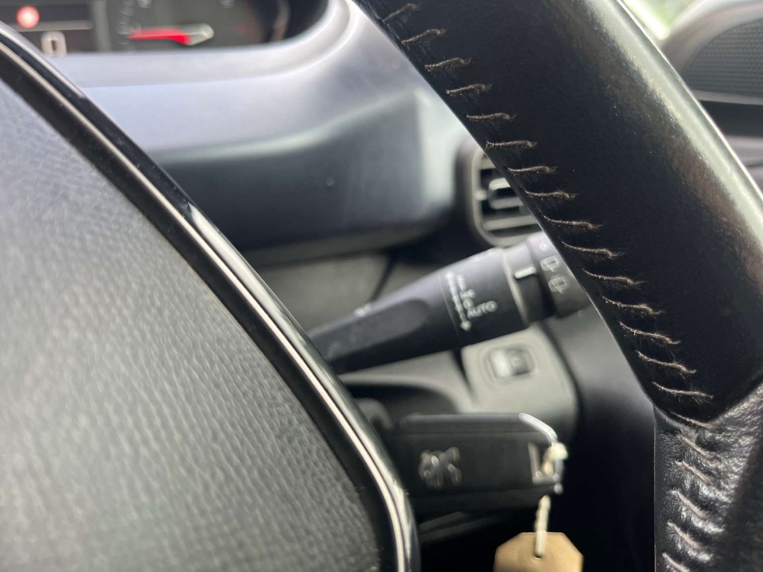 Used Peugeot Rifter 2020 for sale - 75923166: Photo 23