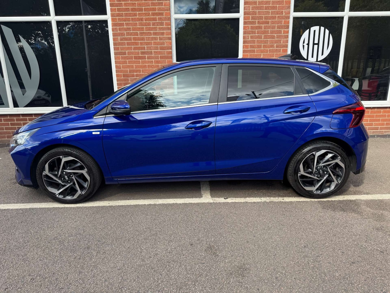 Used Hyundai i20 2021 for sale - 76277676: Photo 3