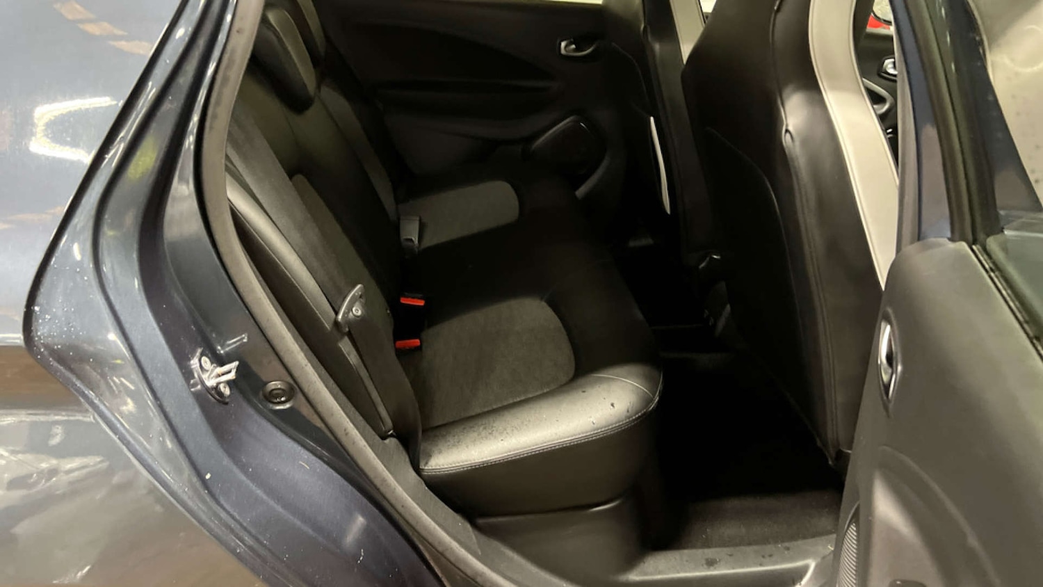 Used Renault Zoe 2021 for sale - 77409760: Photo 8