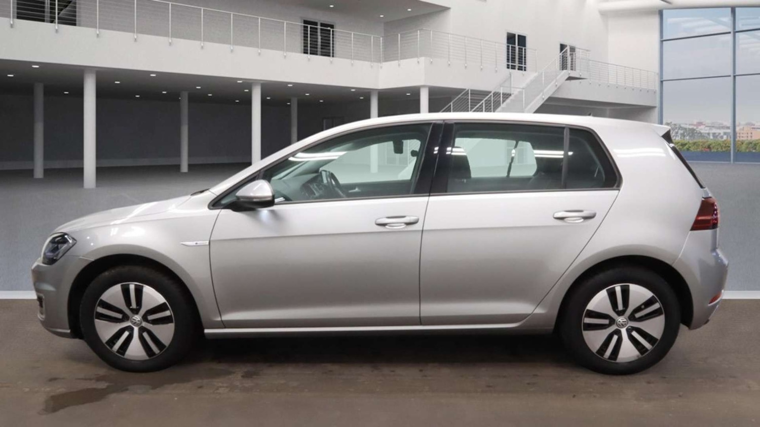 Used Volkswagen Golf 2020 for sale - 77026747: Photo 6