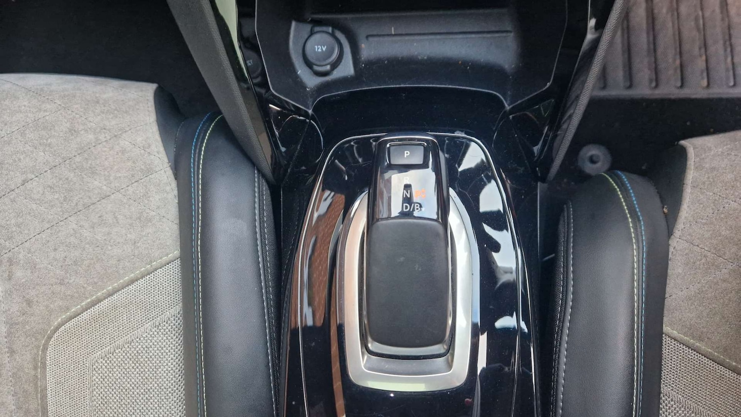 Used Peugeot 2008 2020 for sale - 76918184: Photo 19