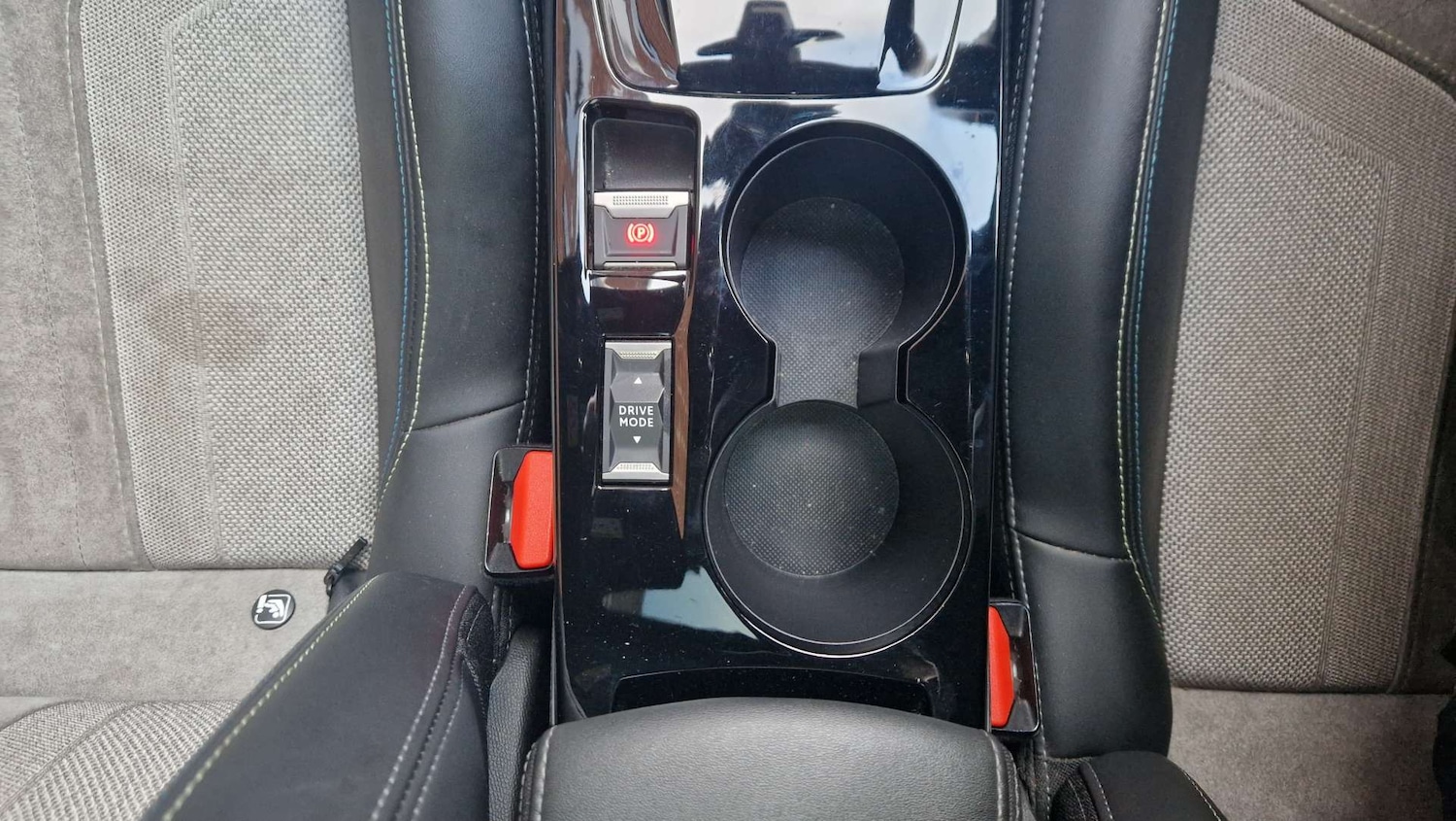 Used Peugeot 2008 2020 for sale - 76918184: Photo 20