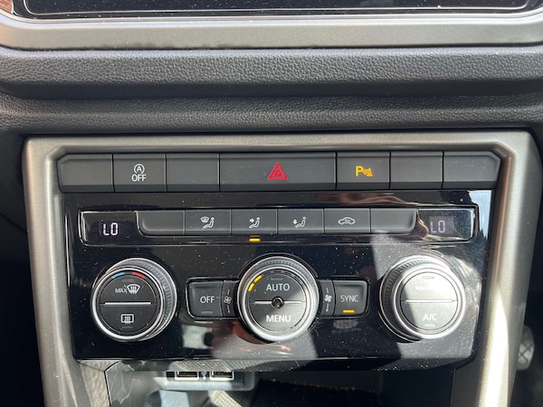 Used Volkswagen T-Roc 2020 for sale - 76277670: Photo 21