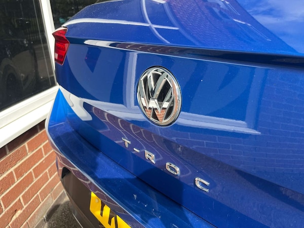 Used Volkswagen T-Roc 2020 for sale - 76277670: Photo 30