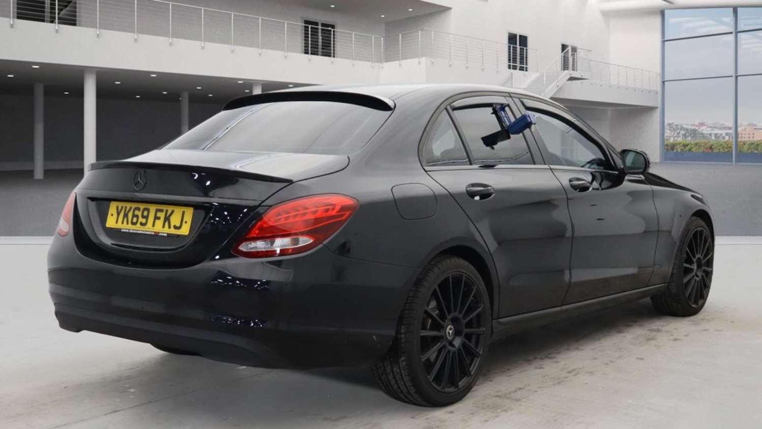 Used Mercedes-Benz C Class 2019 for sale - 77154653: Photo 4