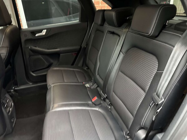 Used Ford Kuga 2021 for sale - 76132432: Photo 21