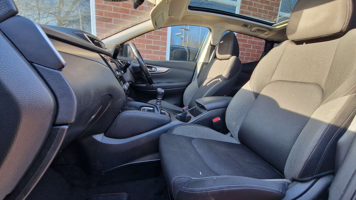 Used Nissan Qashqai 2018 for sale - 76963701: Photo 24