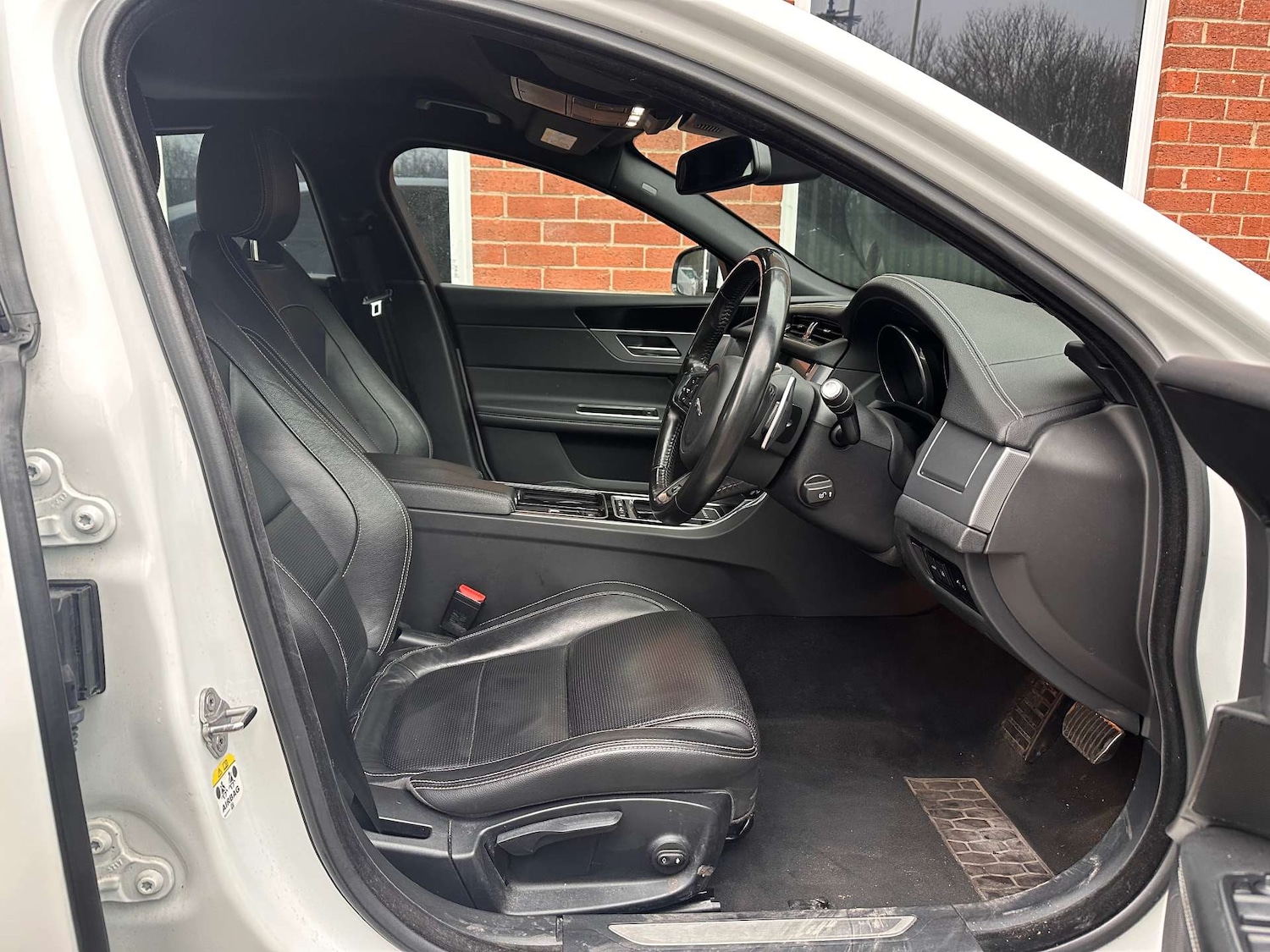 Used Jaguar XF 2018 for sale - 77152862: Photo 12