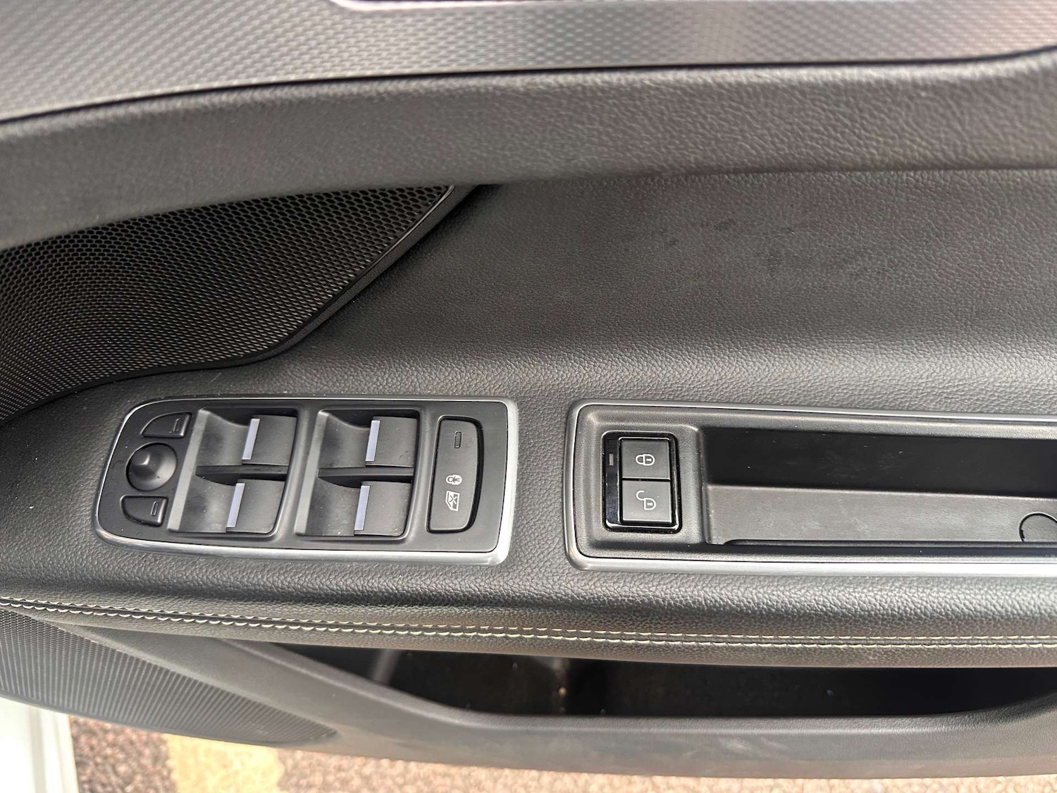 Used Jaguar XF 2018 for sale - 77152862: Photo 24