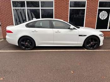 Used Jaguar XF 2018 for sale - 77152862: Photo