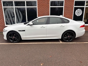 Used Jaguar XF 2018 for sale - 77152862: Photo