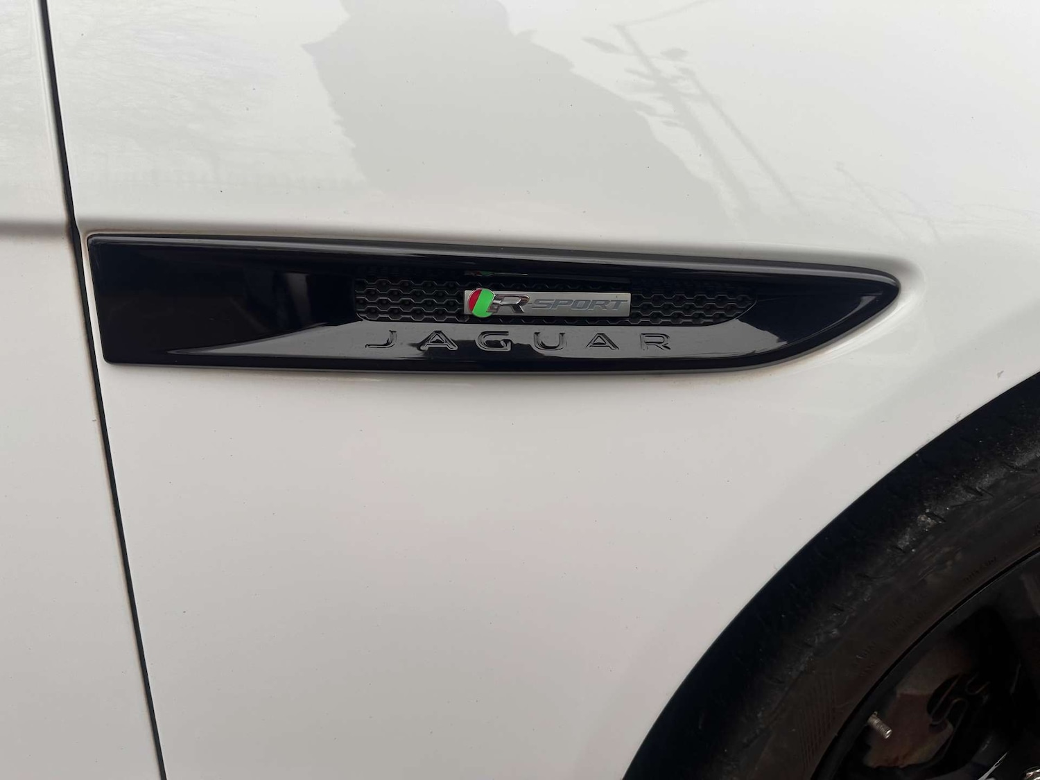 Used Jaguar XF 2018 for sale - 77152862: Photo 40