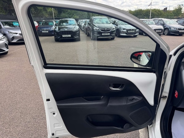 Used Toyota AYGO 2019 for sale - 75585878: Photo 39