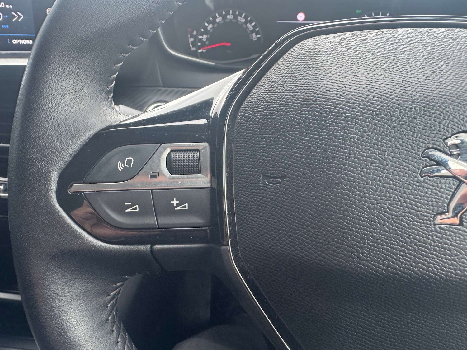 Used Peugeot 208 2021 for sale - 76554470: Photo 33