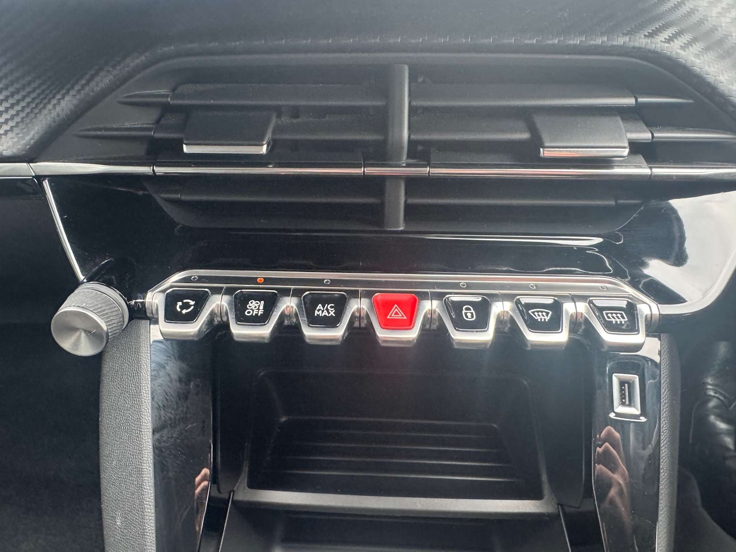 Used Peugeot 208 2021 for sale - 76554470: Photo 42