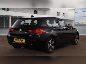 Used BMW 1 Series 2019 for sale - 76181573: Photo