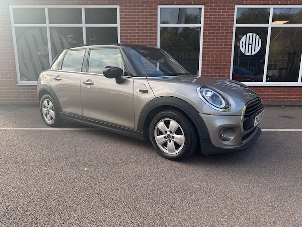Used MINI Hatch 2020 for sale - 75516348: Photo 1