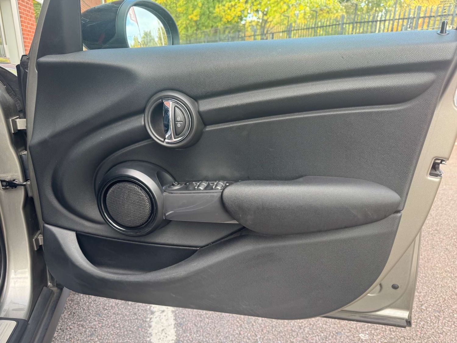 Used MINI Hatch 2020 for sale - 75516348: Photo 42