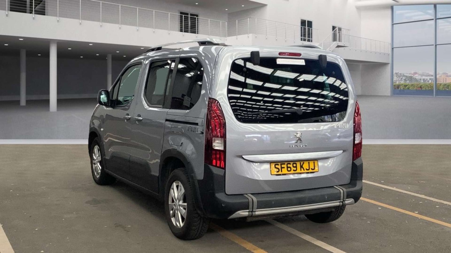 Used Peugeot Rifter 2020 for sale - 76567778: Photo 3