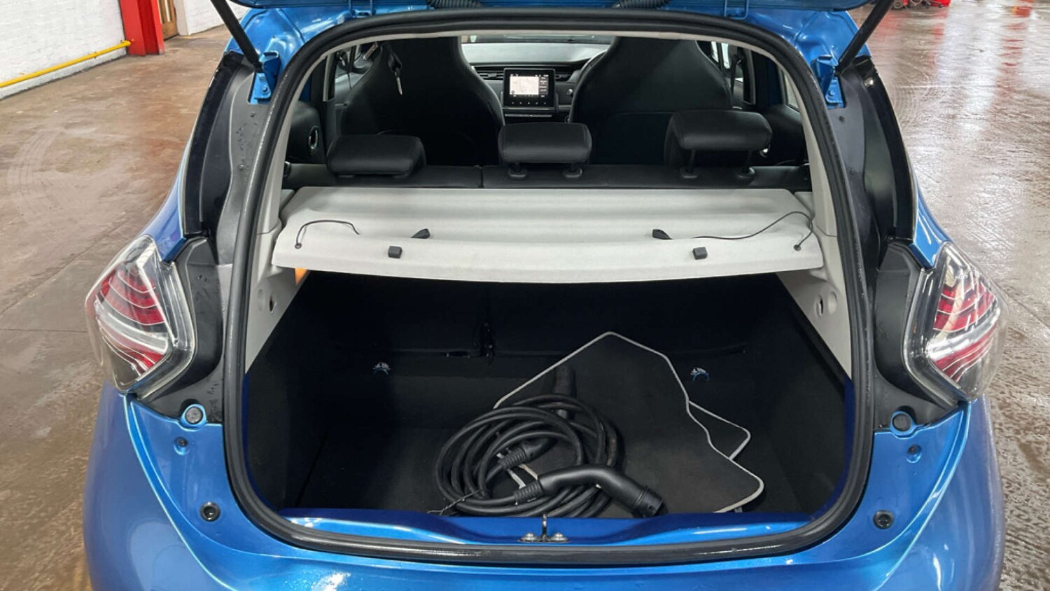 Used Renault Zoe 2021 for sale - 77535135: Photo 7