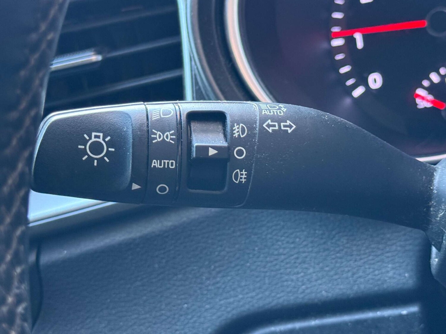 Used Kia Ceed 2019 for sale - 75982492: Photo 28