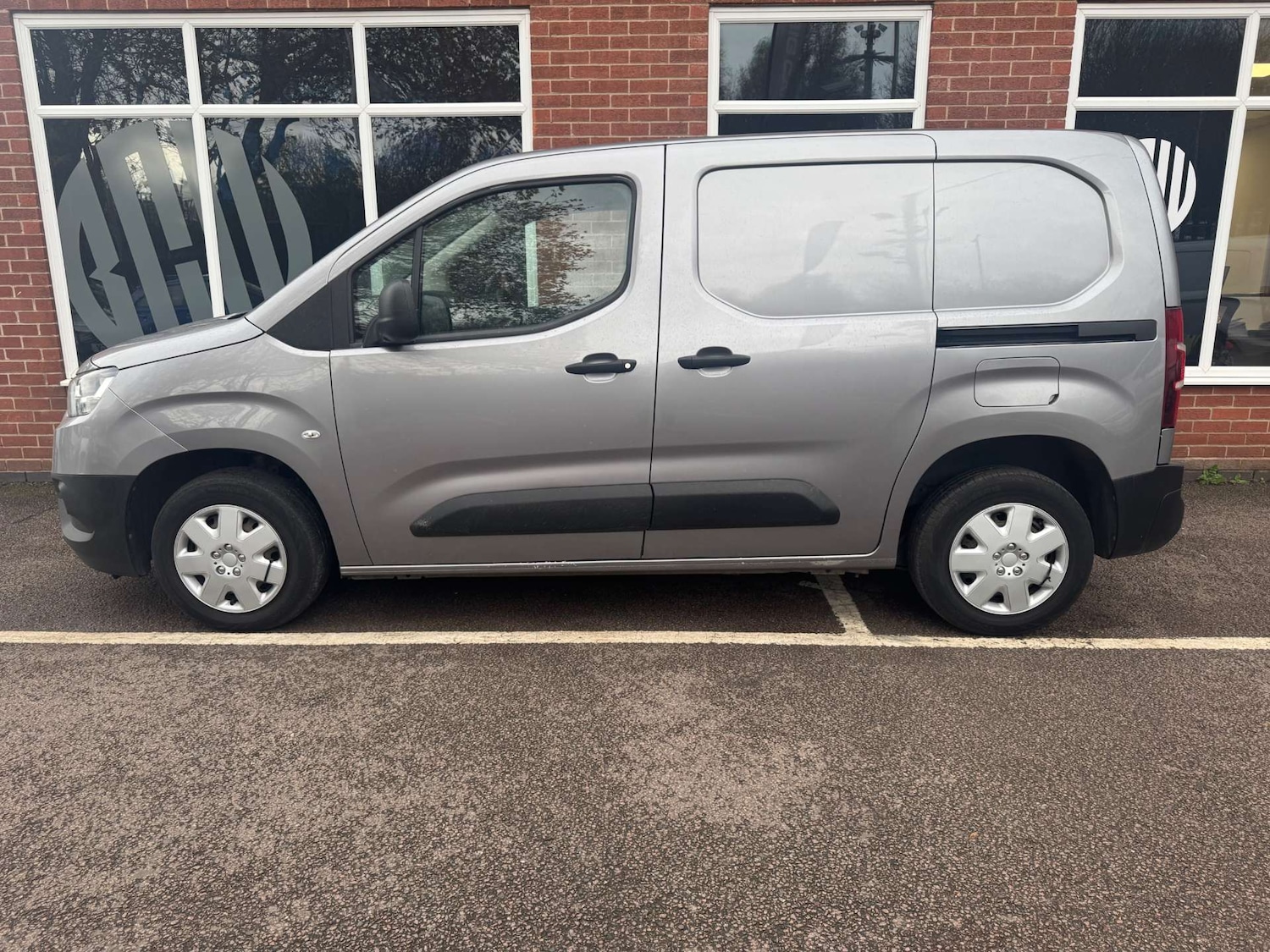 Used Toyota ProAce 2021 for sale - 76586345: Photo 3