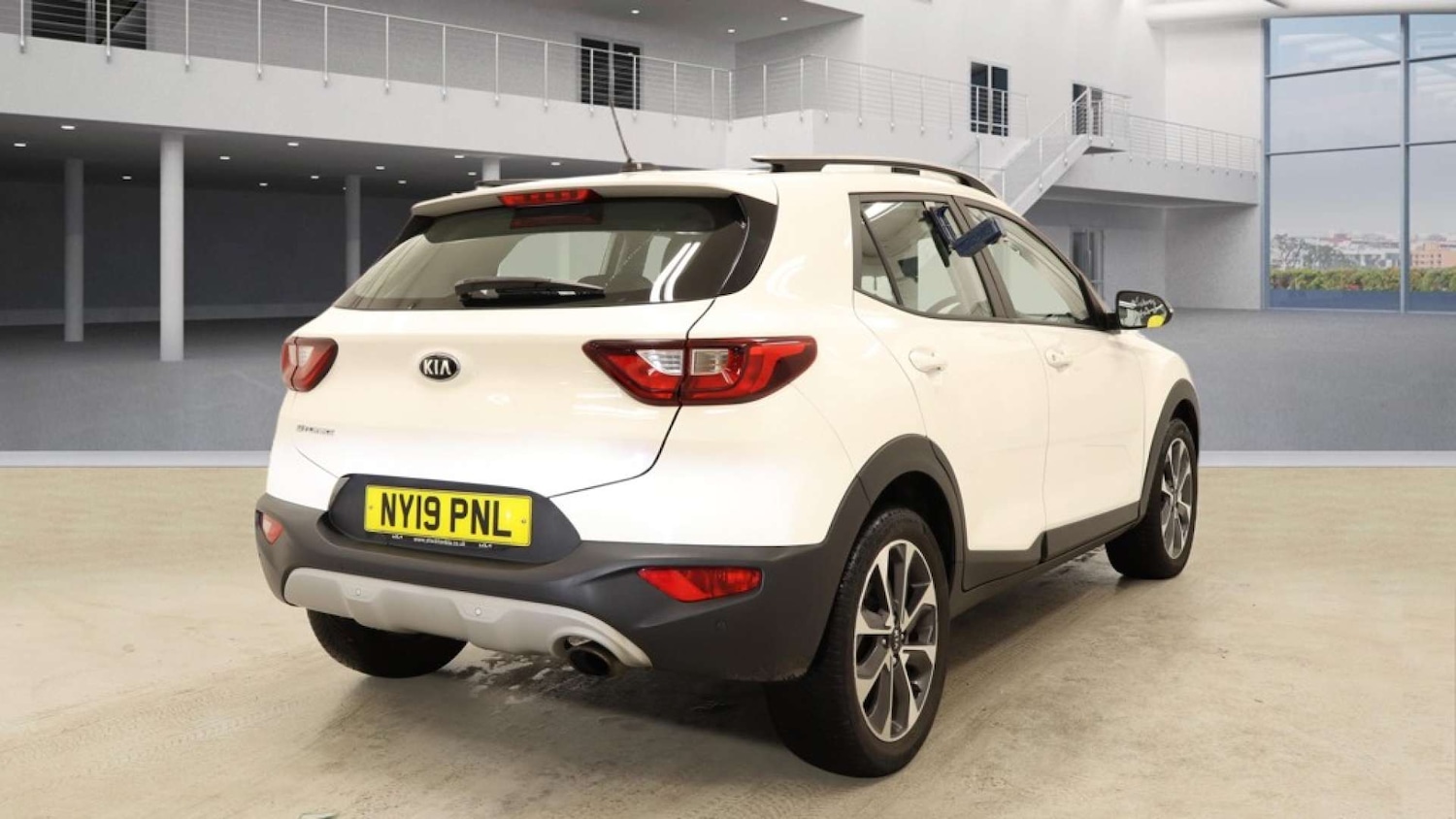 Used Kia Stonic 2019 for sale - 77643224: Photo 4