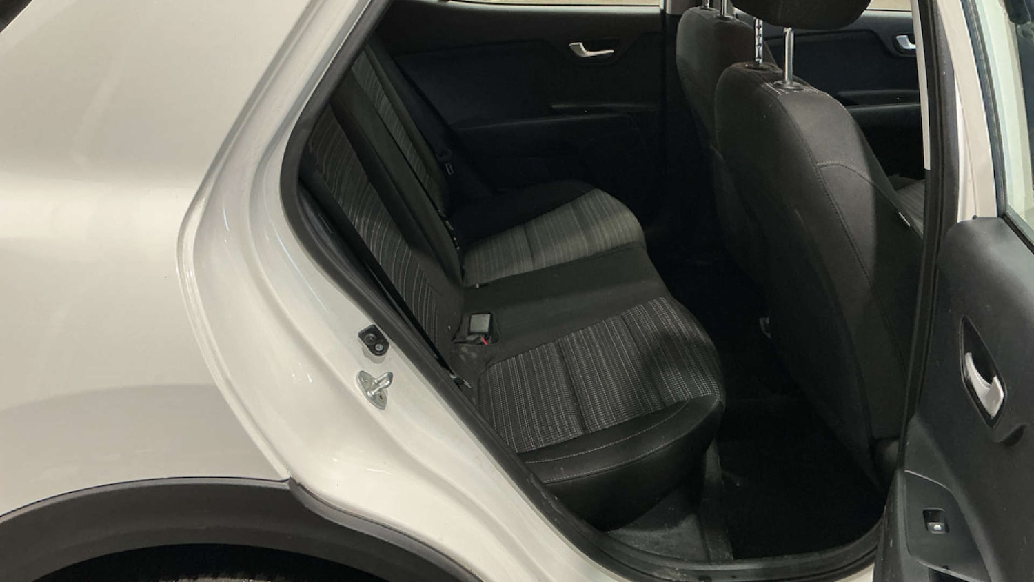 Used Kia Stonic 2019 for sale - 77643224: Photo 7