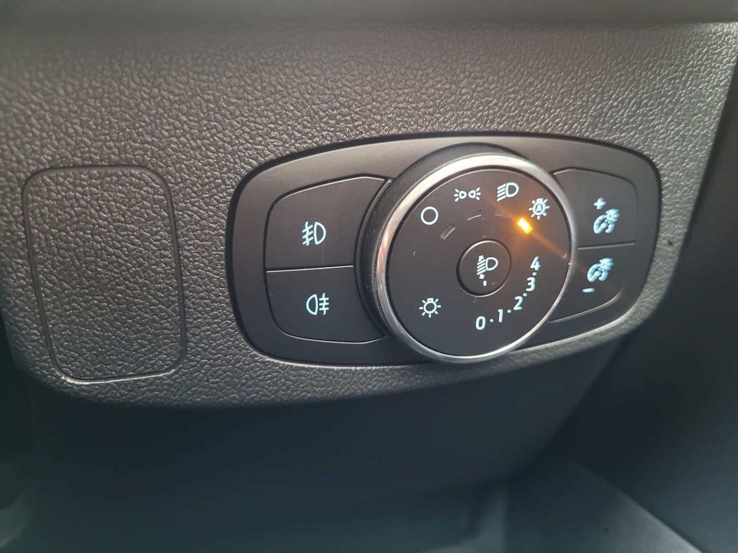 Used Ford Focus 2022 for sale - 76628246: Photo 21