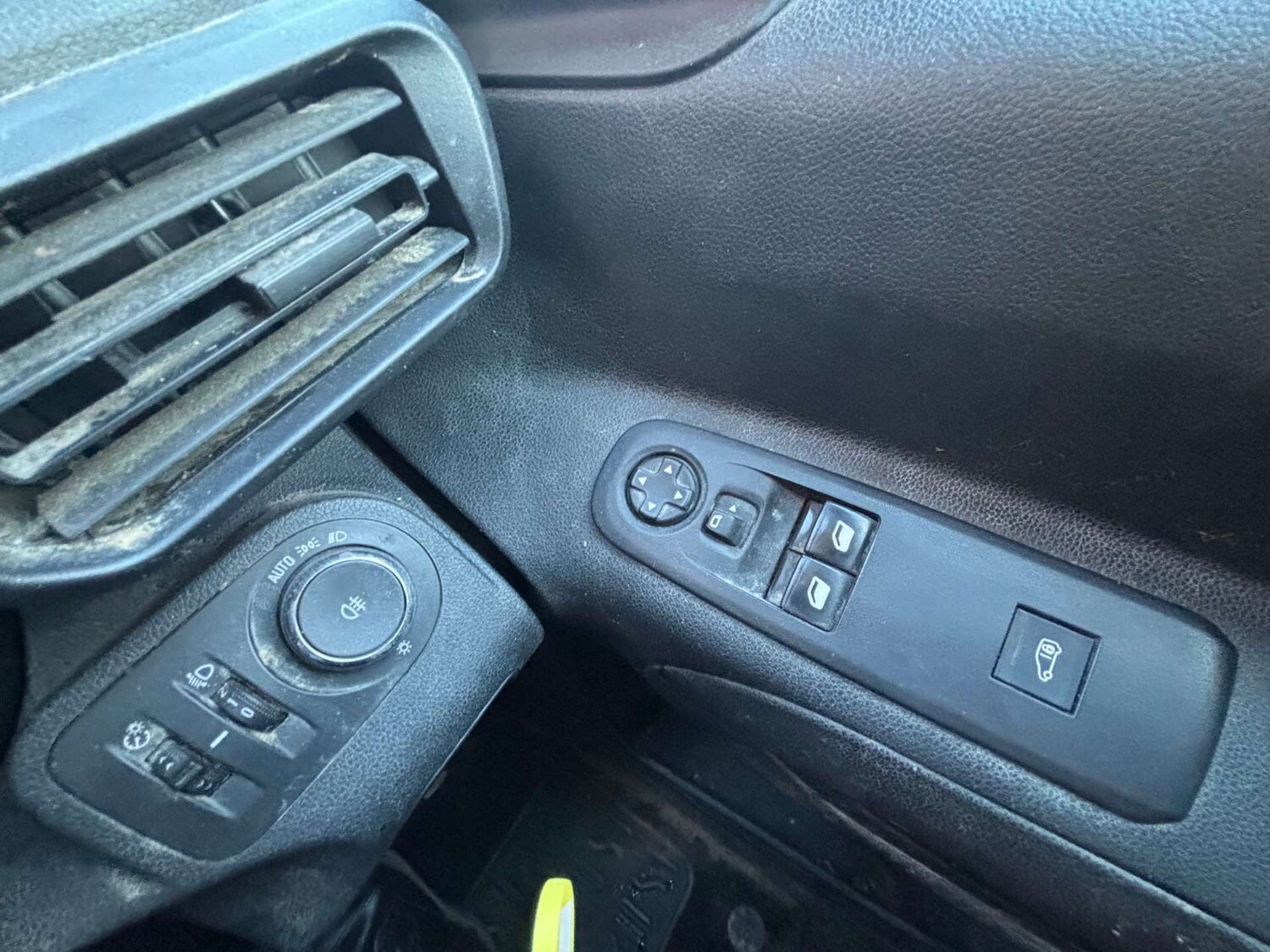 Used Vauxhall Combo 2020 for sale - 76921271: Photo 20