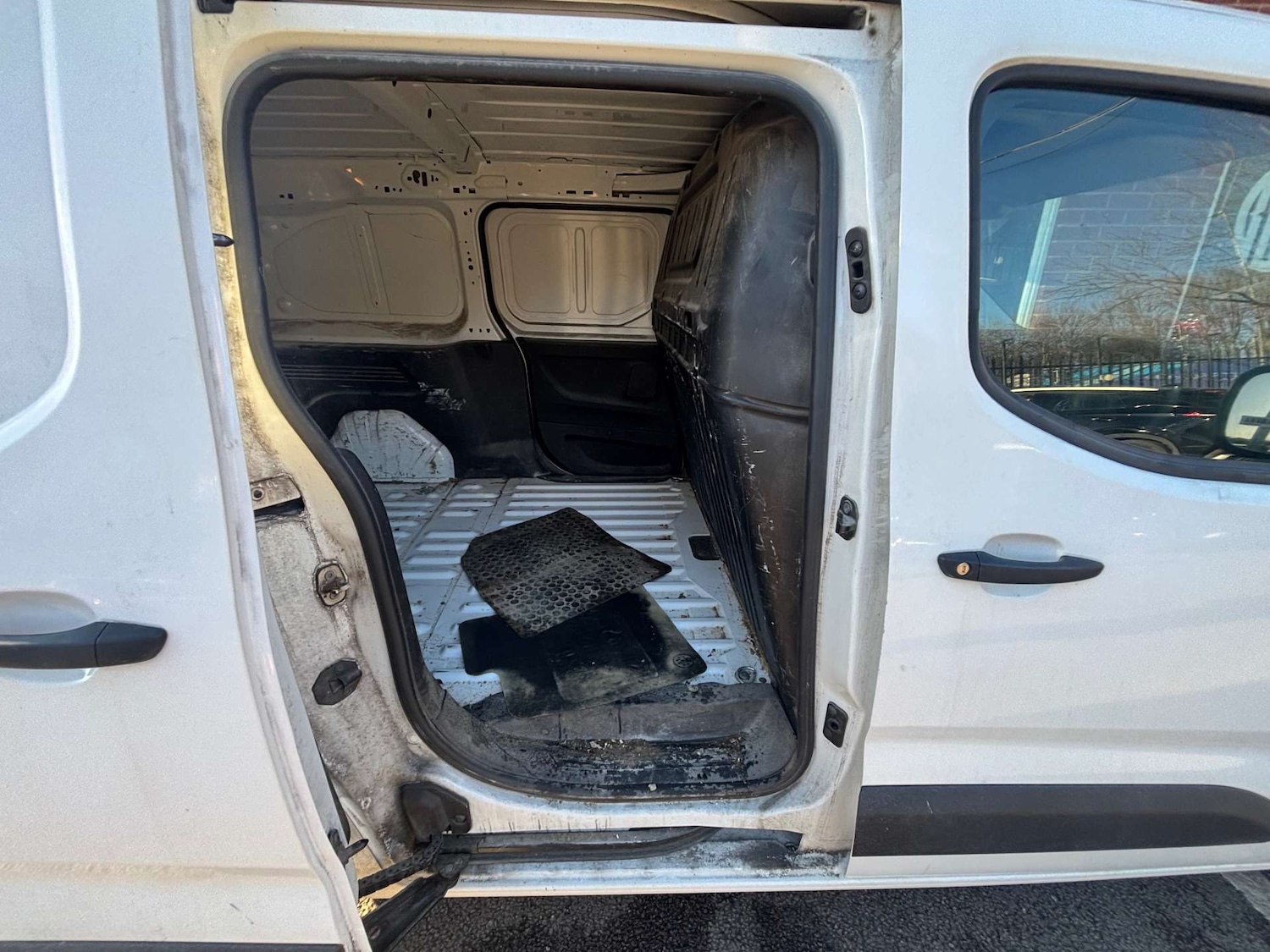 Used Vauxhall Combo 2020 for sale - 76921271: Photo 30