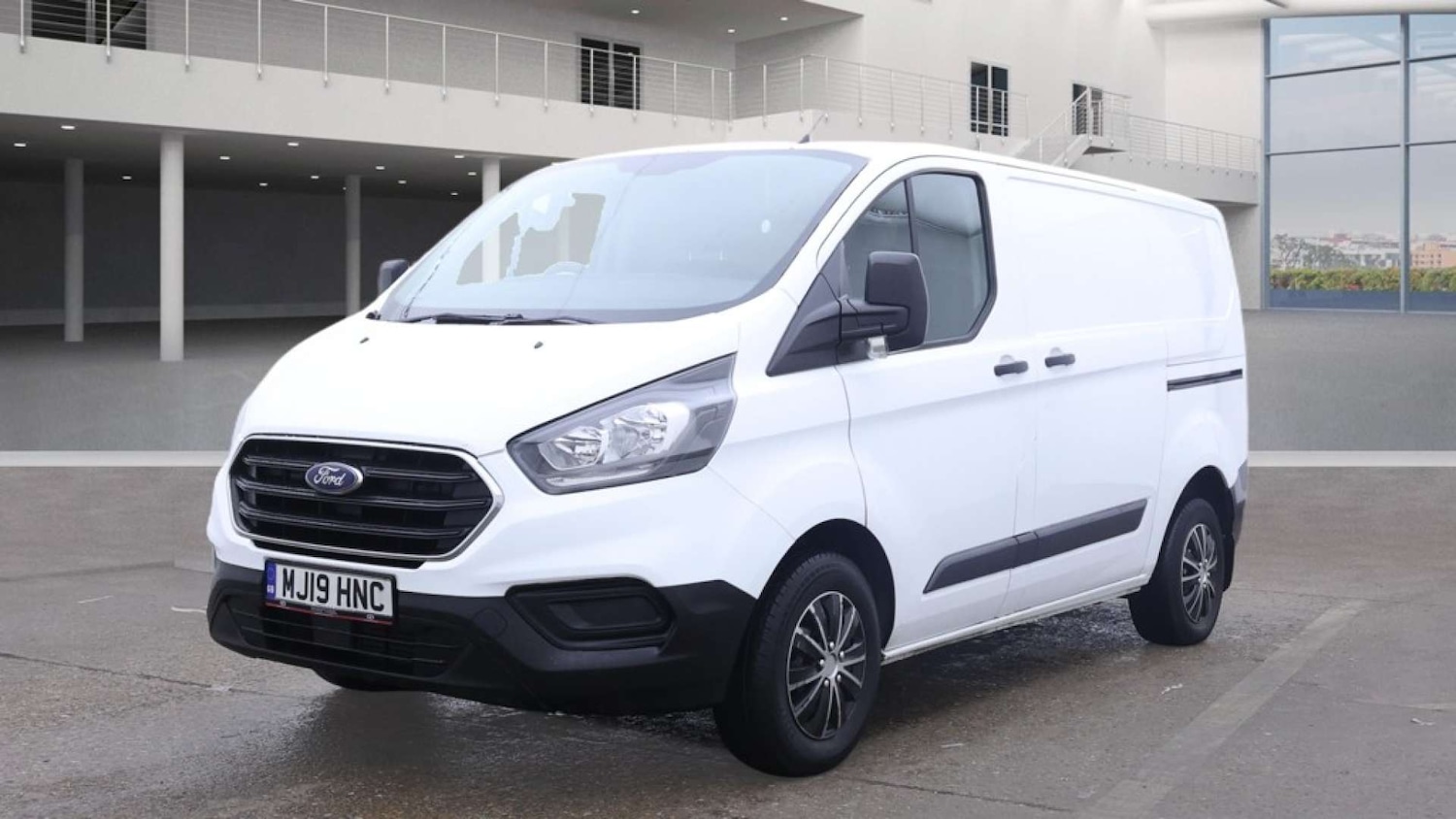 Used Ford Transit Custom 2019 for sale - 77097071: Photo 2