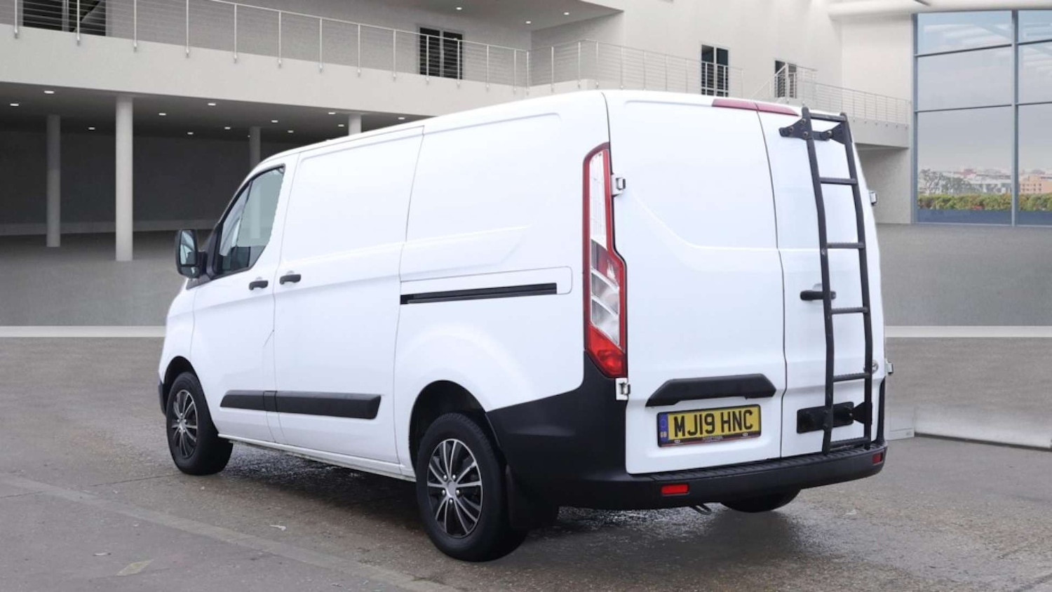 Used Ford Transit Custom 2019 for sale - 77097071: Photo 3