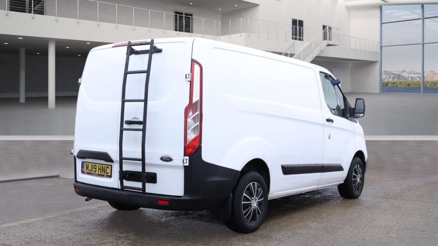 Used Ford Transit Custom 2019 for sale - 77097071: Photo 4