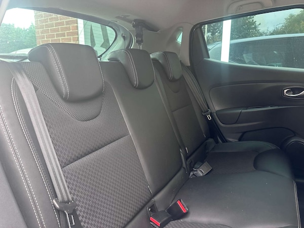 Used Renault Clio 2018 for sale - 76120458: Photo 18