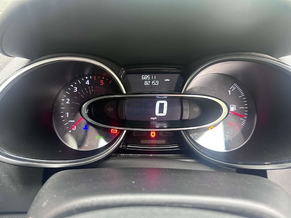 Used Renault Clio 2018 for sale - 76120458: Photo 22