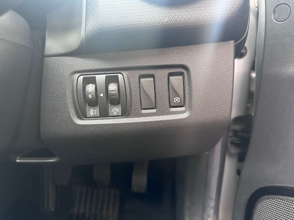 Used Renault Clio 2018 for sale - 76120458: Photo 27
