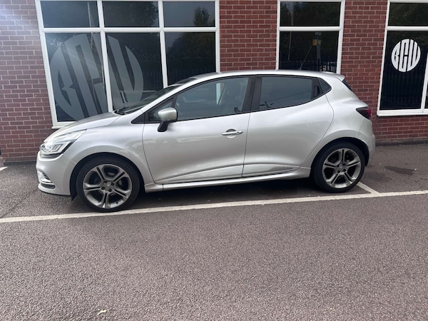 Used Renault Clio 2018 for sale - 76120458: Photo 3