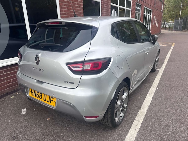 Used Renault Clio 2018 for sale - 76120458: Photo 6