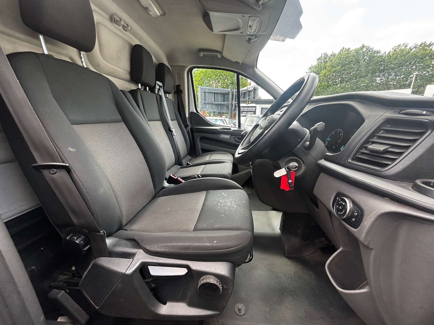 Used Ford Transit Custom 2019 for sale - 76277635: Photo 24