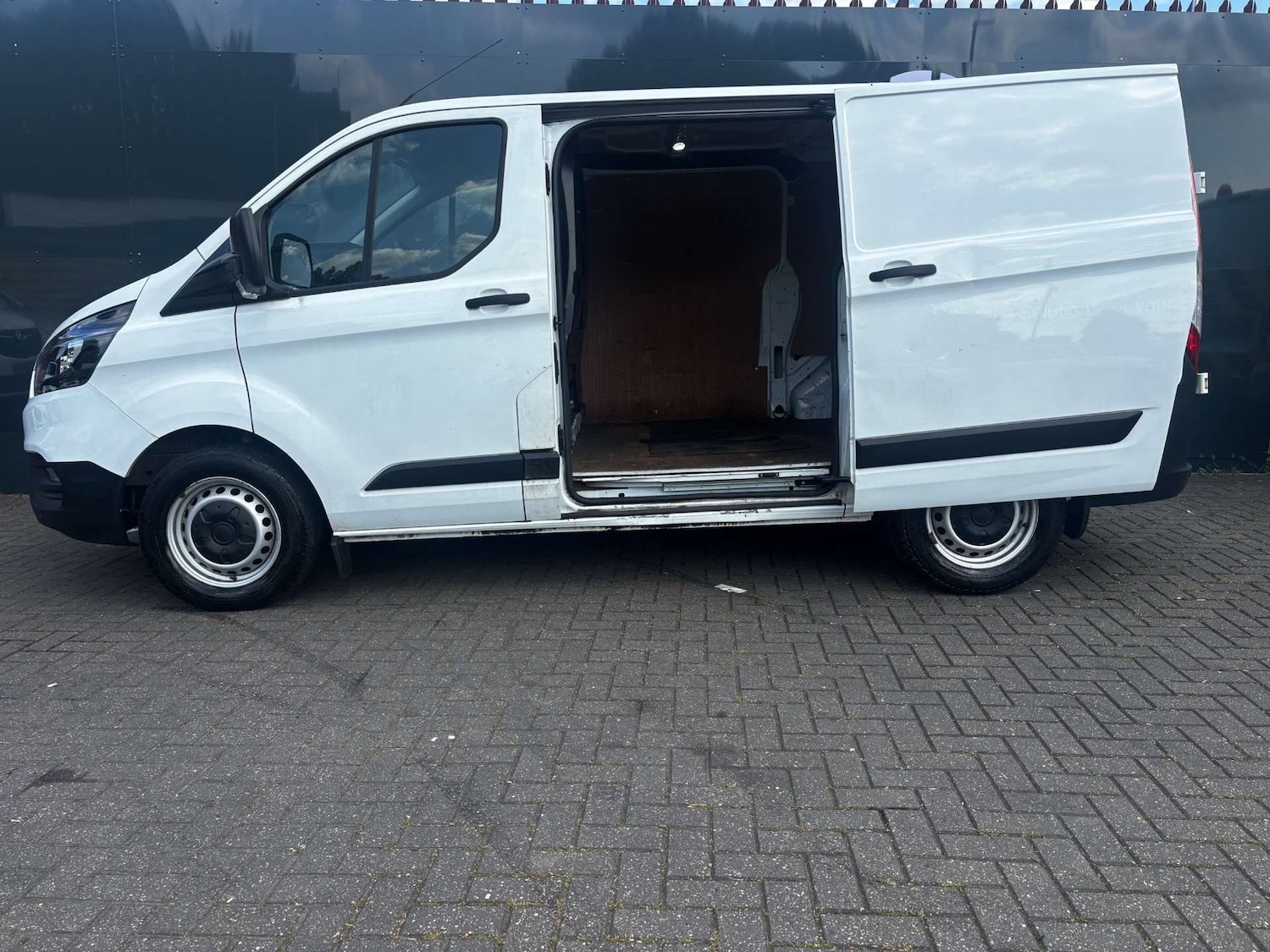 Used Ford Transit Custom 2019 for sale - 76277635: Photo 5