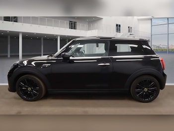 Used MINI Hatch 2021 for sale - 77766933: Photo