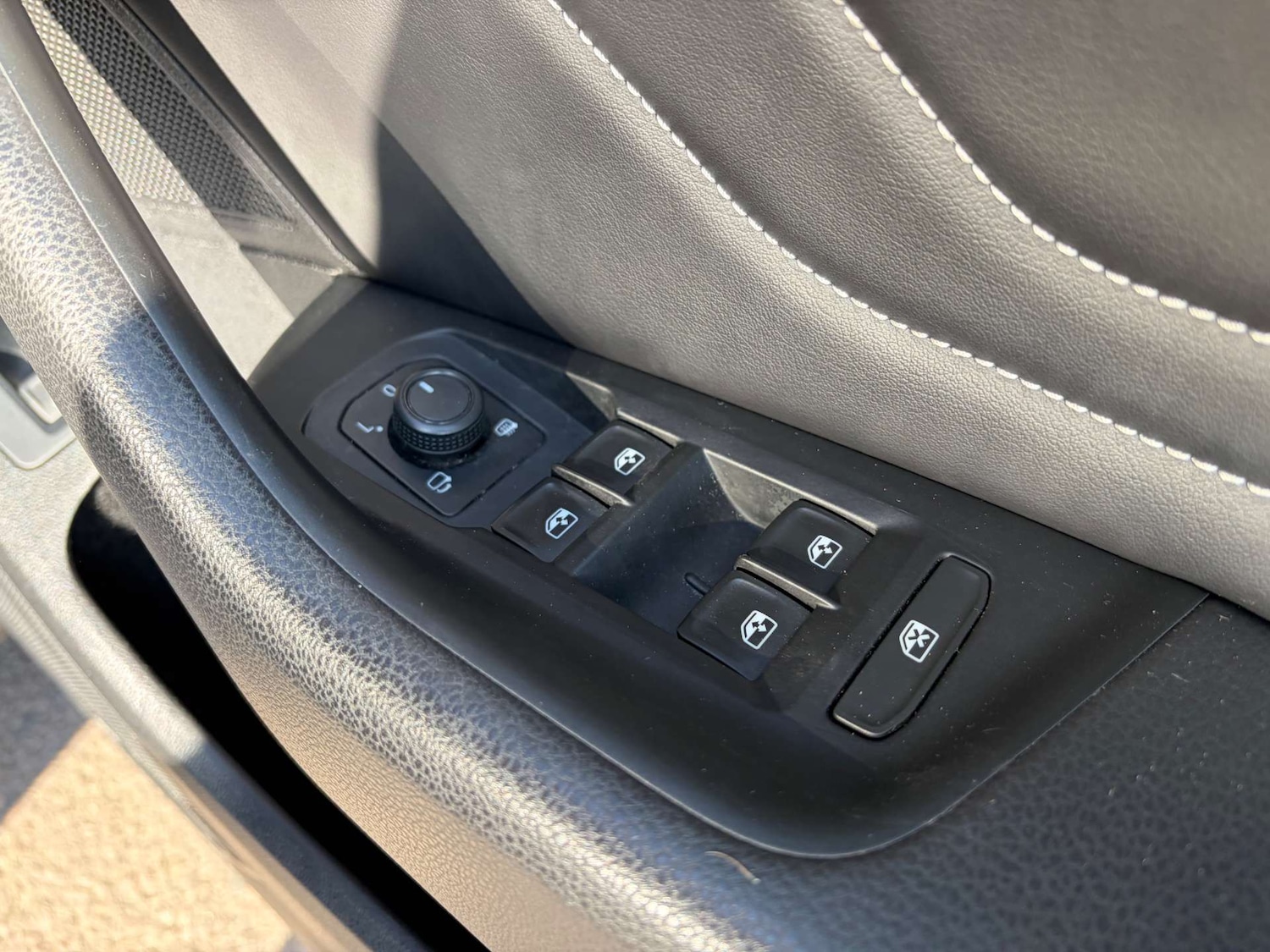 Used Volkswagen Passat 2020 for sale - 77643234: Photo 32